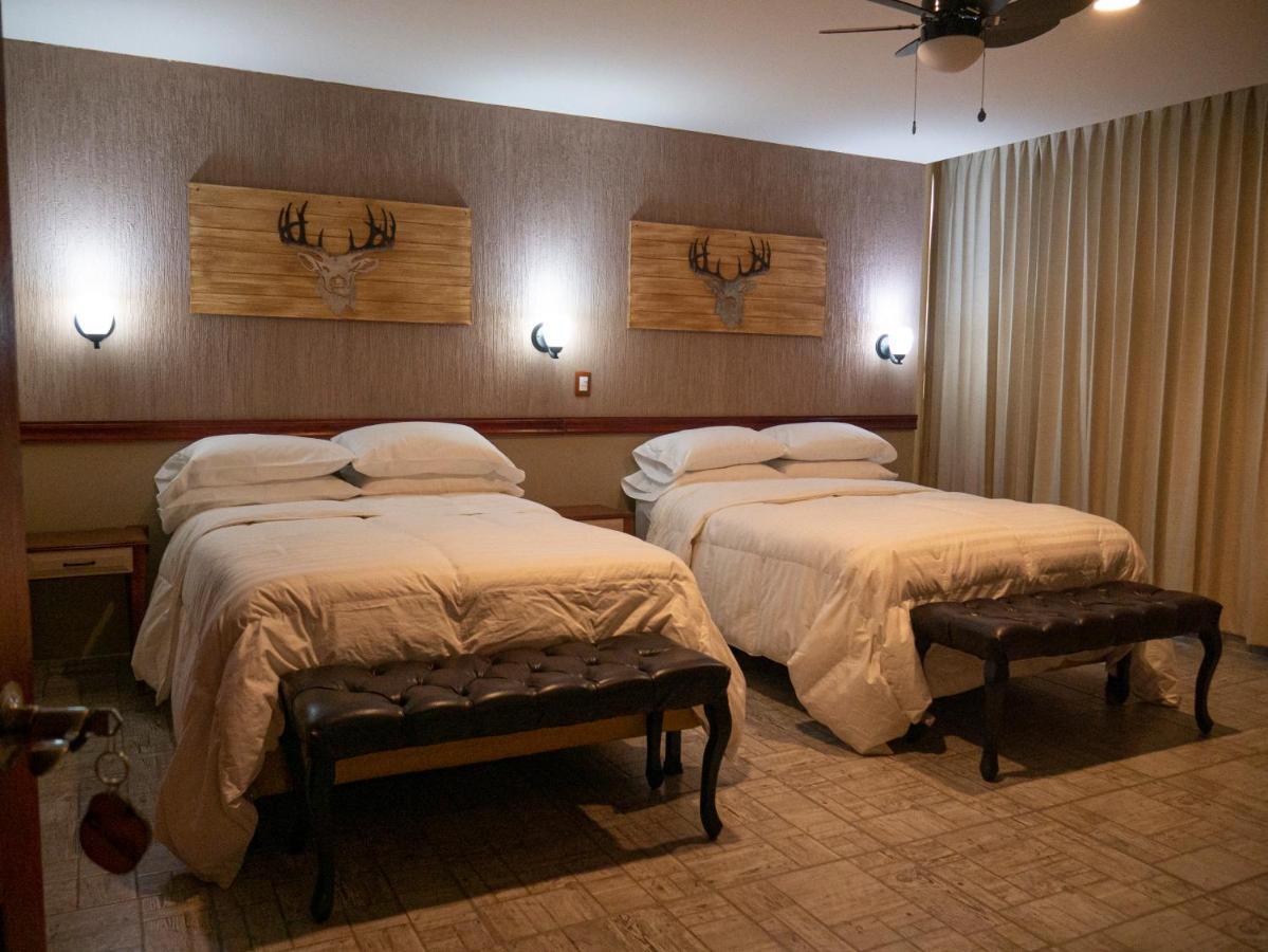 Hotel El Condor Cortazar エクステリア 写真